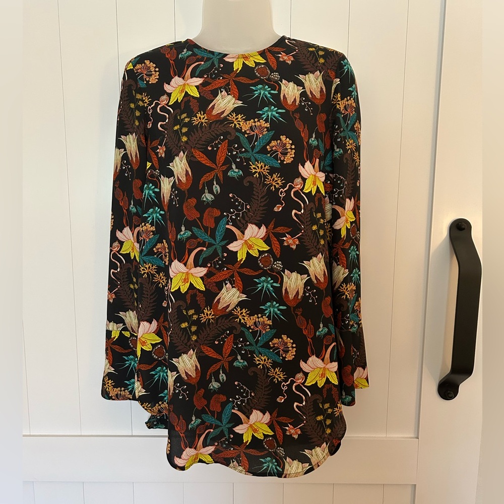 Flowered Blouse - image 7